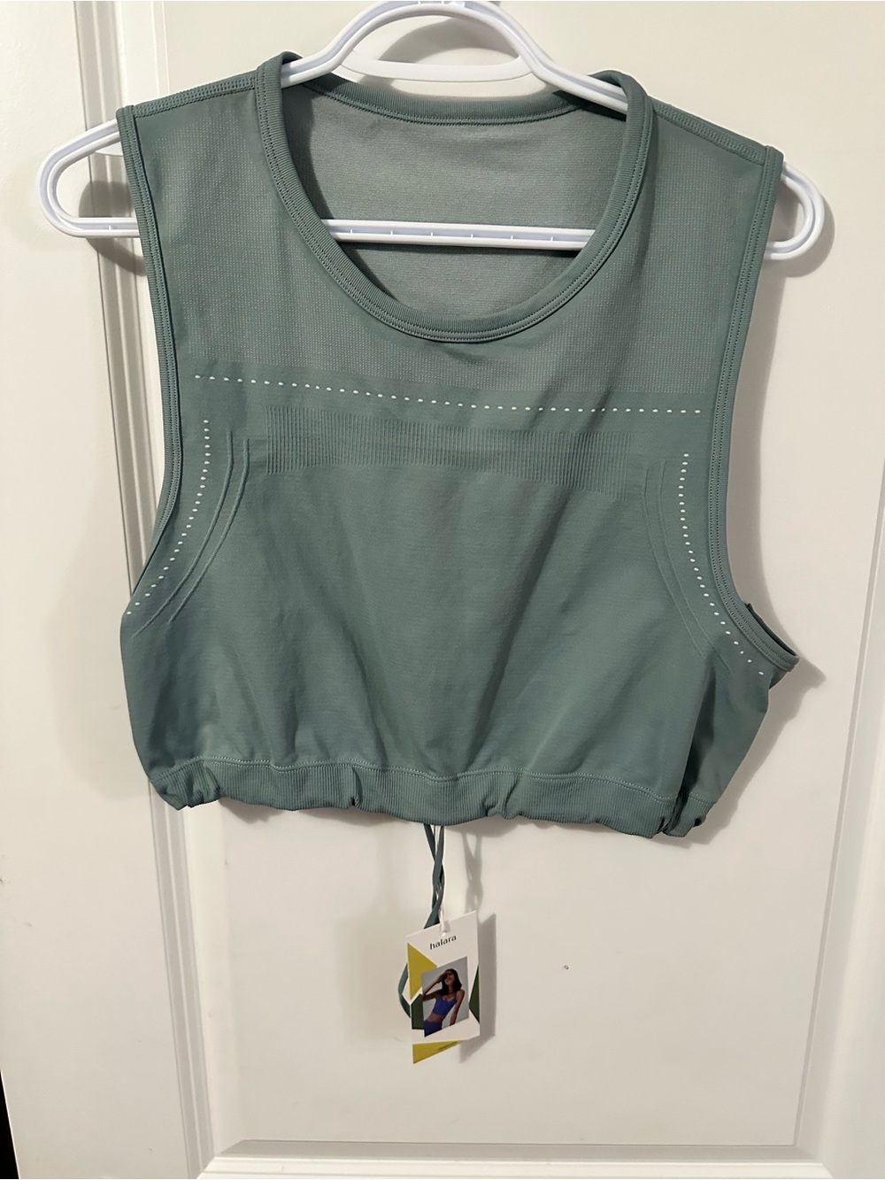 HALARA Sage Green Cropped Active Tank